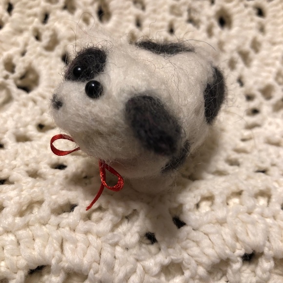 Handmade Needle Felted farm pig - Picture 14 of 16